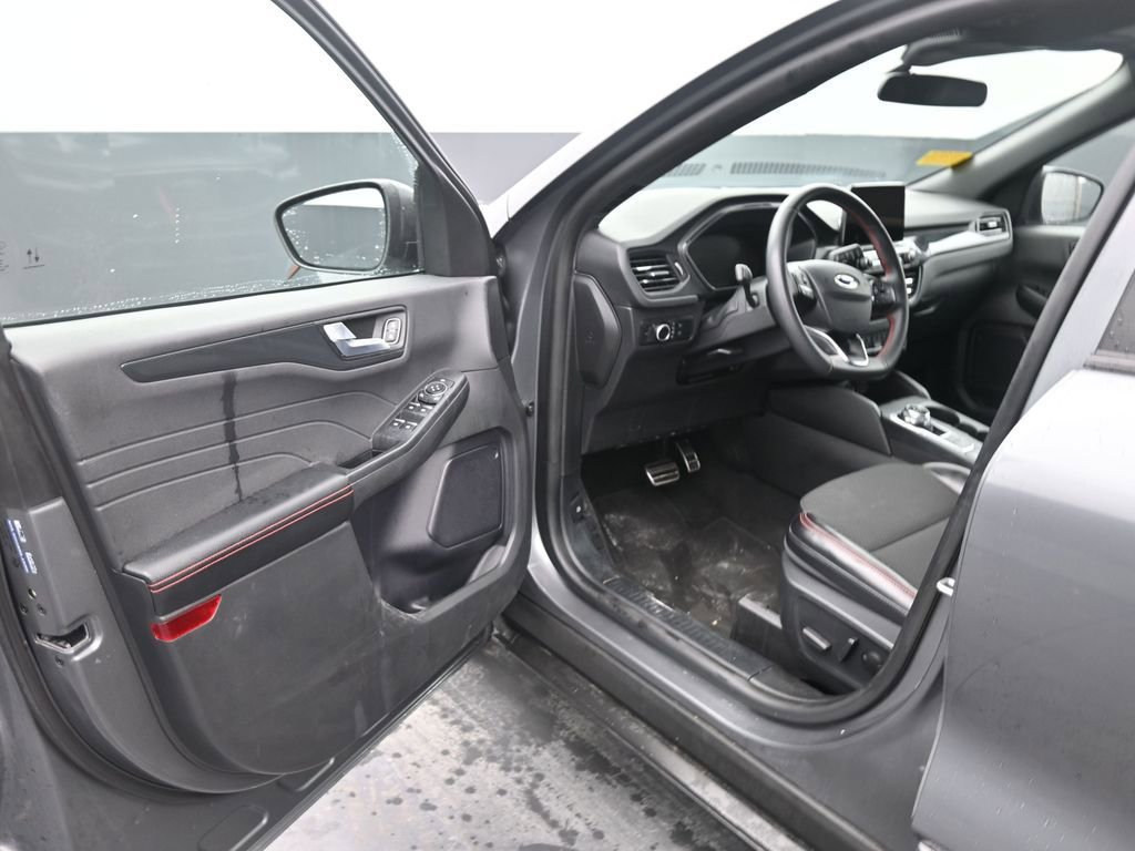 Used 2024 Ford Escape ST-Line image 16