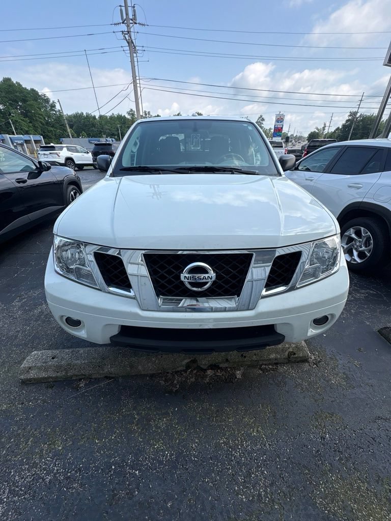 Used 2016 Nissan Frontier SV w/ SV Value Truck Package AWD/4WD image 7