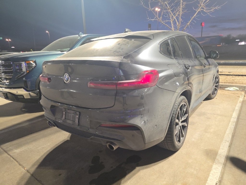 Used 2021 BMW X4 xDrive30i w/ M Sport Package image 3