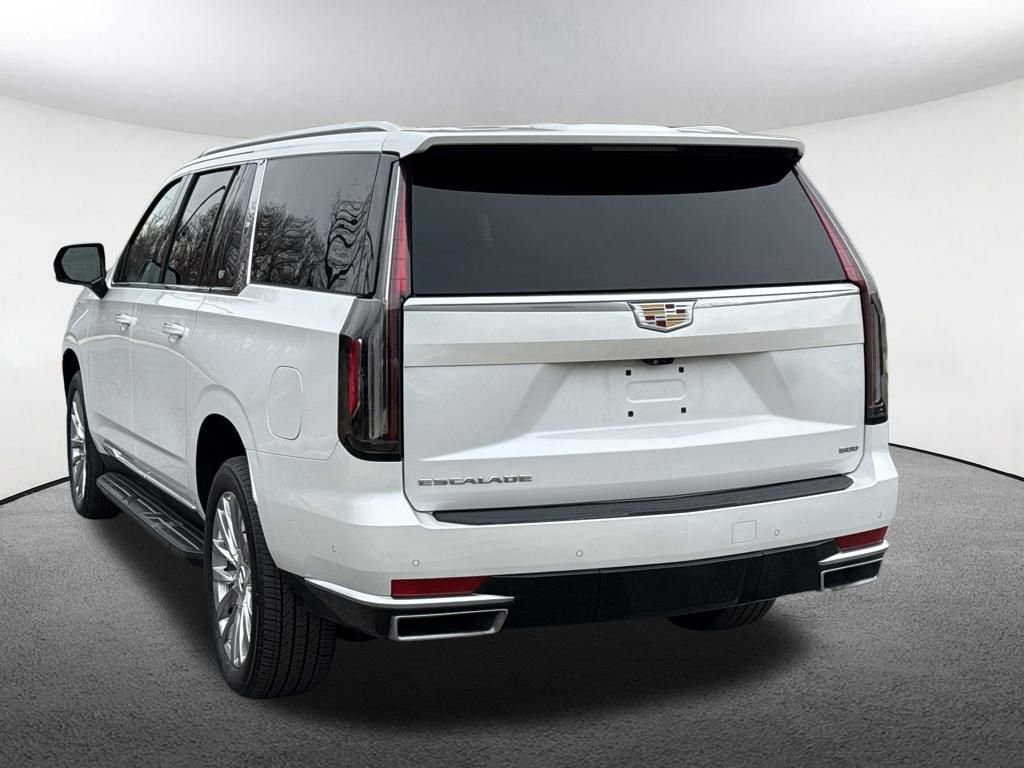 Certified 2022 Cadillac Escalade ESV Premium Luxury image 5