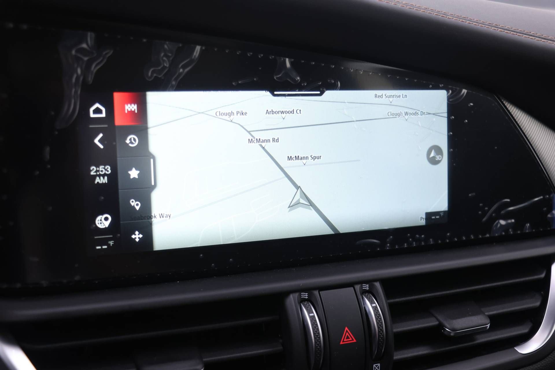 New 2025 Alfa Romeo Giulia w/ Driving Assist Package image 10