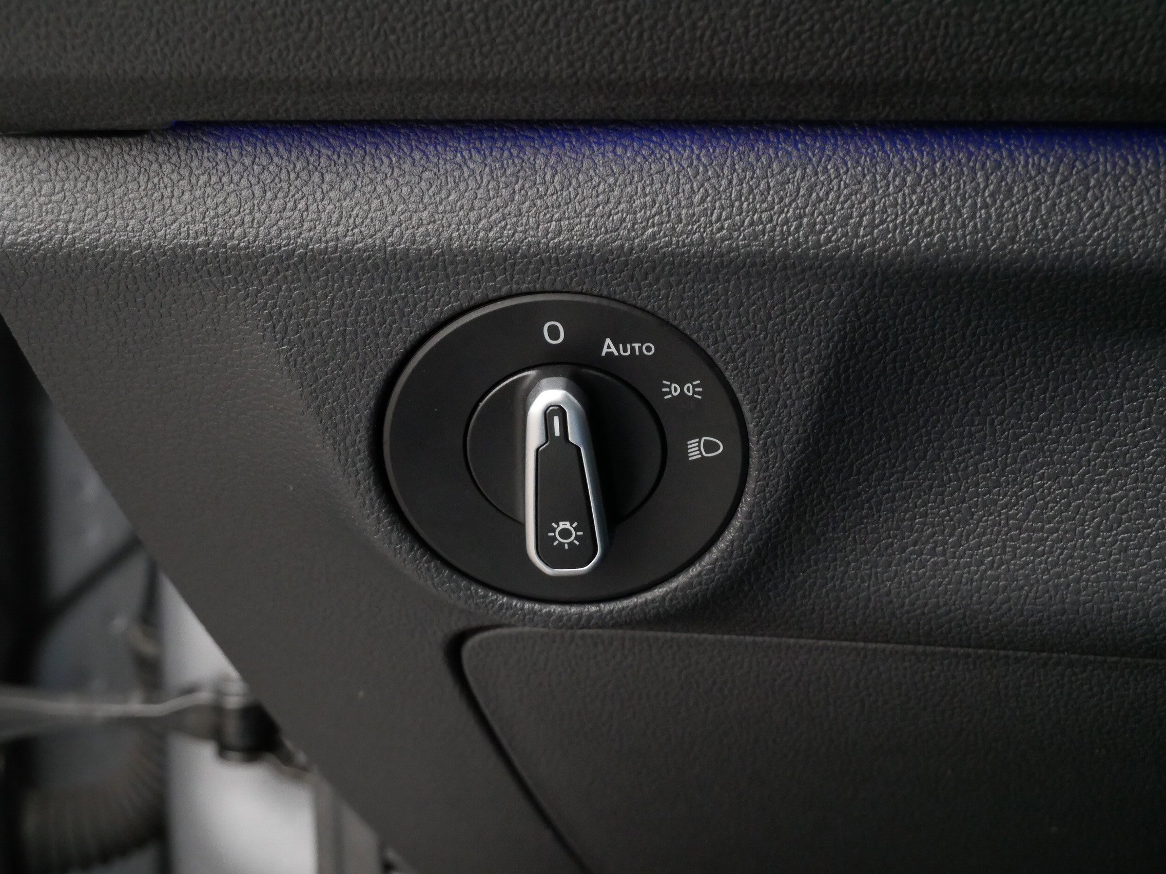 Certified 2024 Volkswagen Jetta SEL image 27