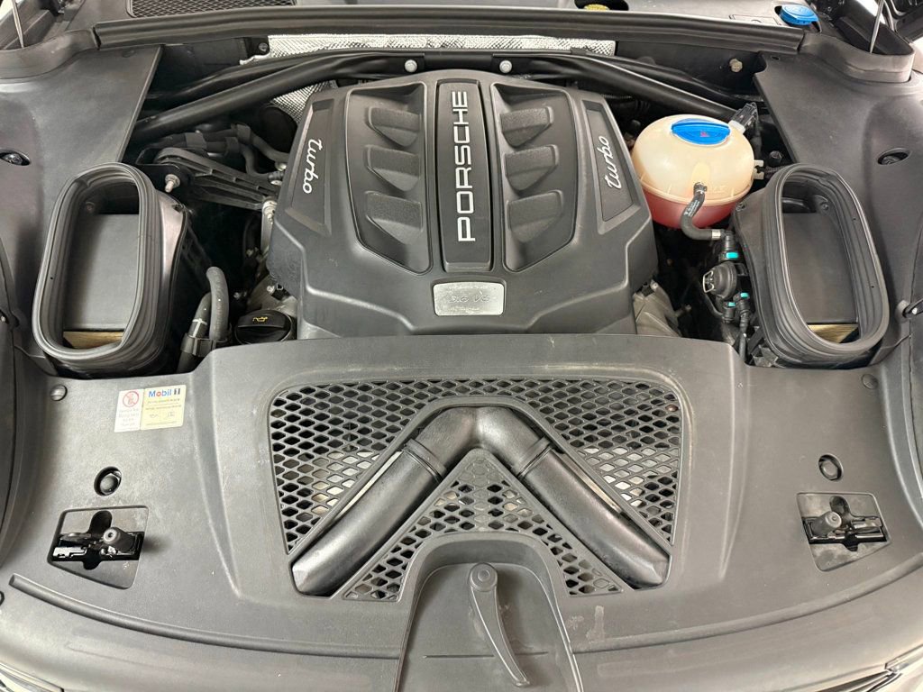 Used 2017 Porsche Macan Turbo image 80