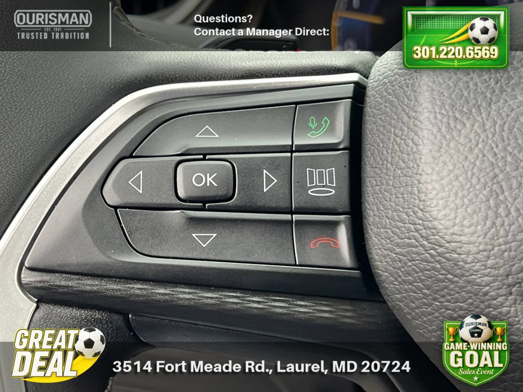 Used 2025 Jeep Grand Cherokee Altitude AWD/4WD image 23