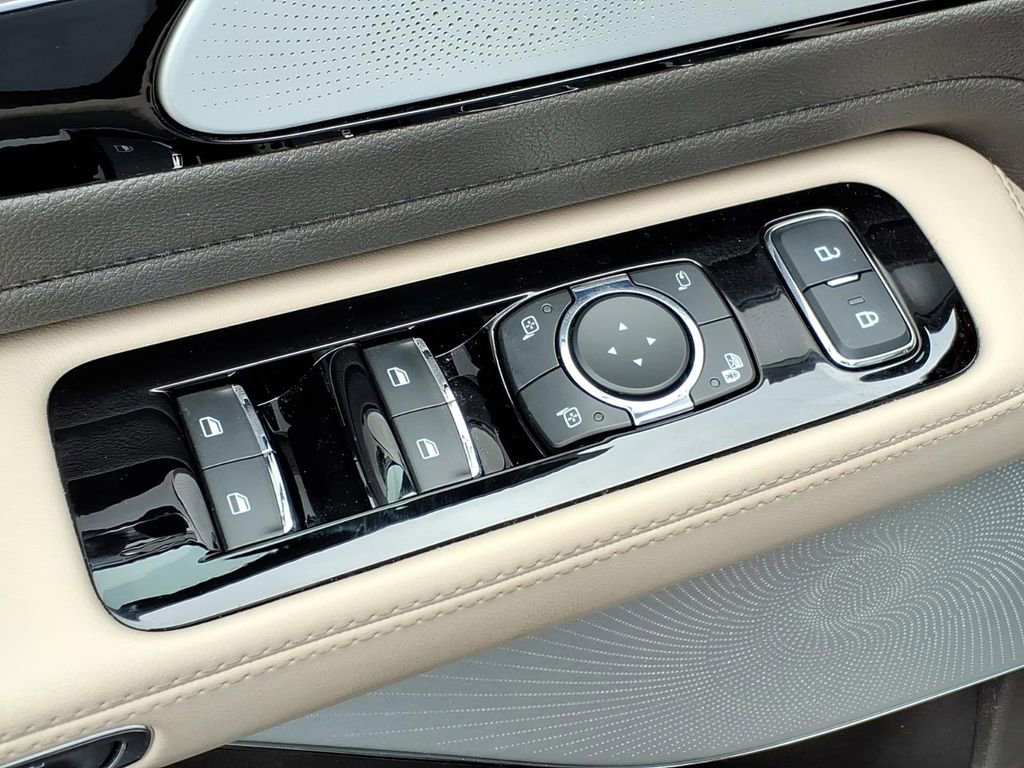 Certified 2020 Lincoln Aviator Reserve w/ Equipment Group 202A image 19