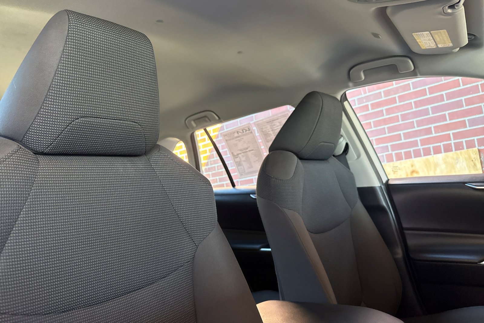 Used 2025 Toyota RAV4 LE AWD/4WD image 17