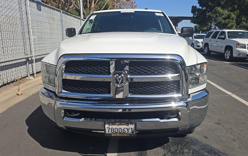 Used 2015 RAM 2500 Tradesman w/ Chrome Appearance Group AWD/4WD image 2