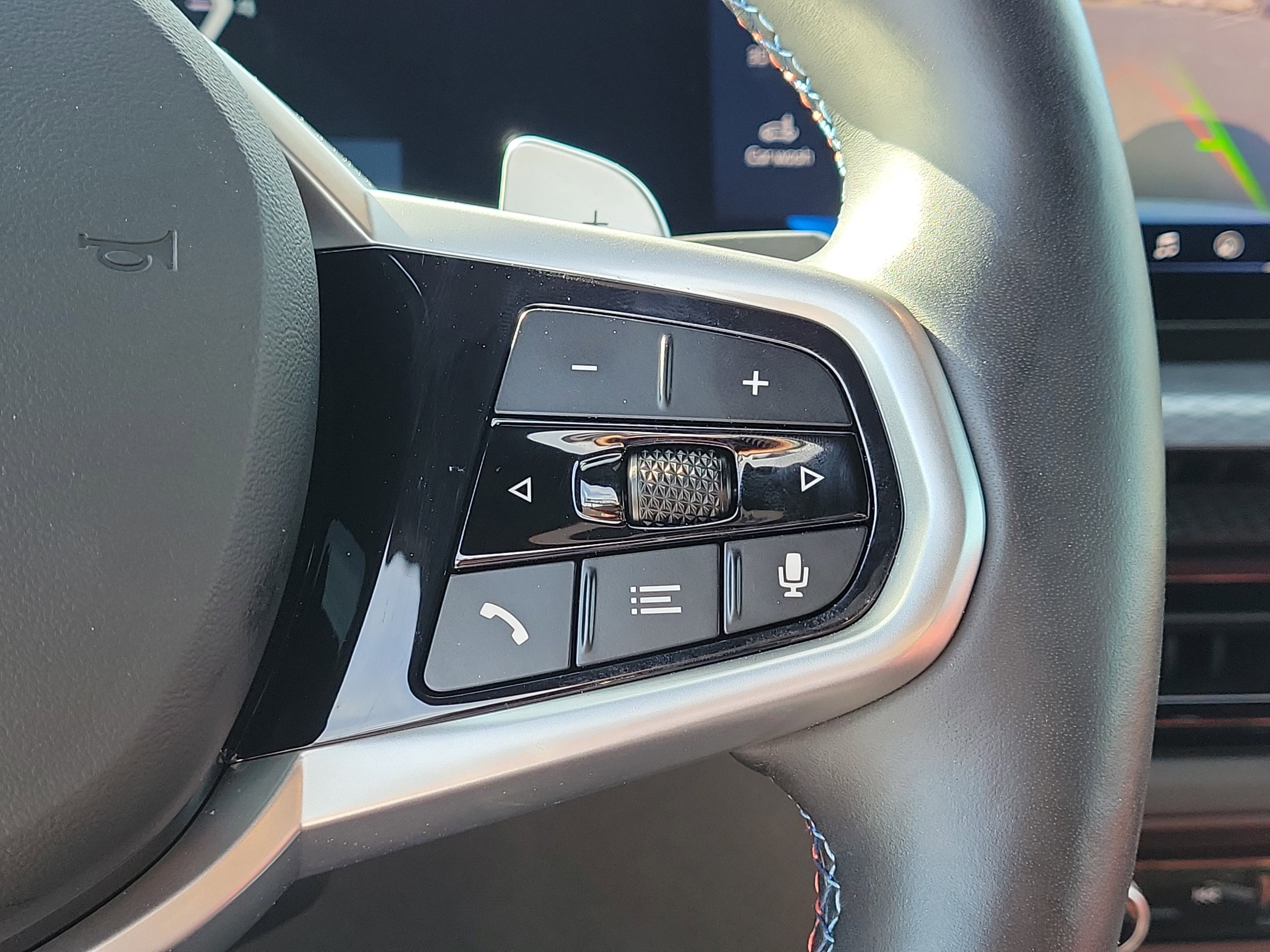 Used 2026 BMW M440i Convertible image 29