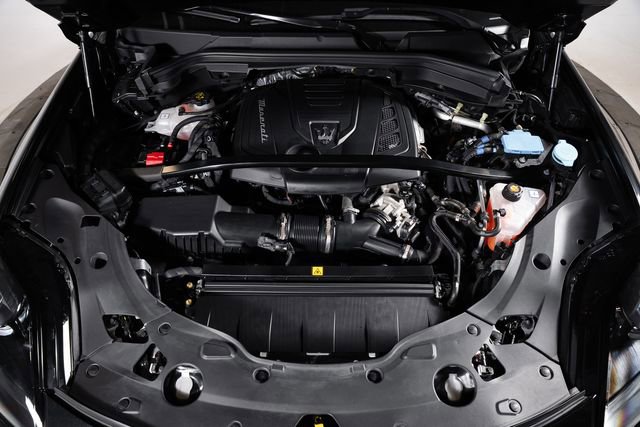 Used 2024 Maserati Grecale GT image 10