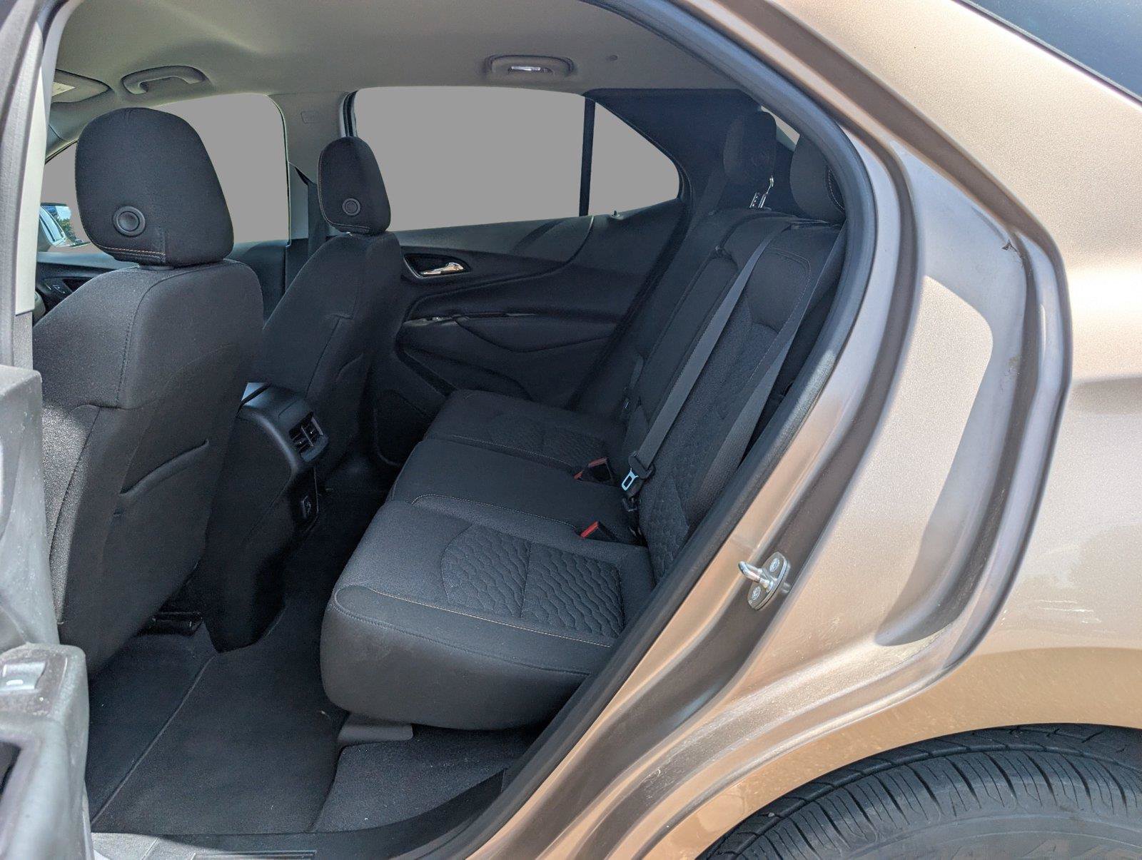 Used 2019 Chevrolet Equinox LT FWD image 29