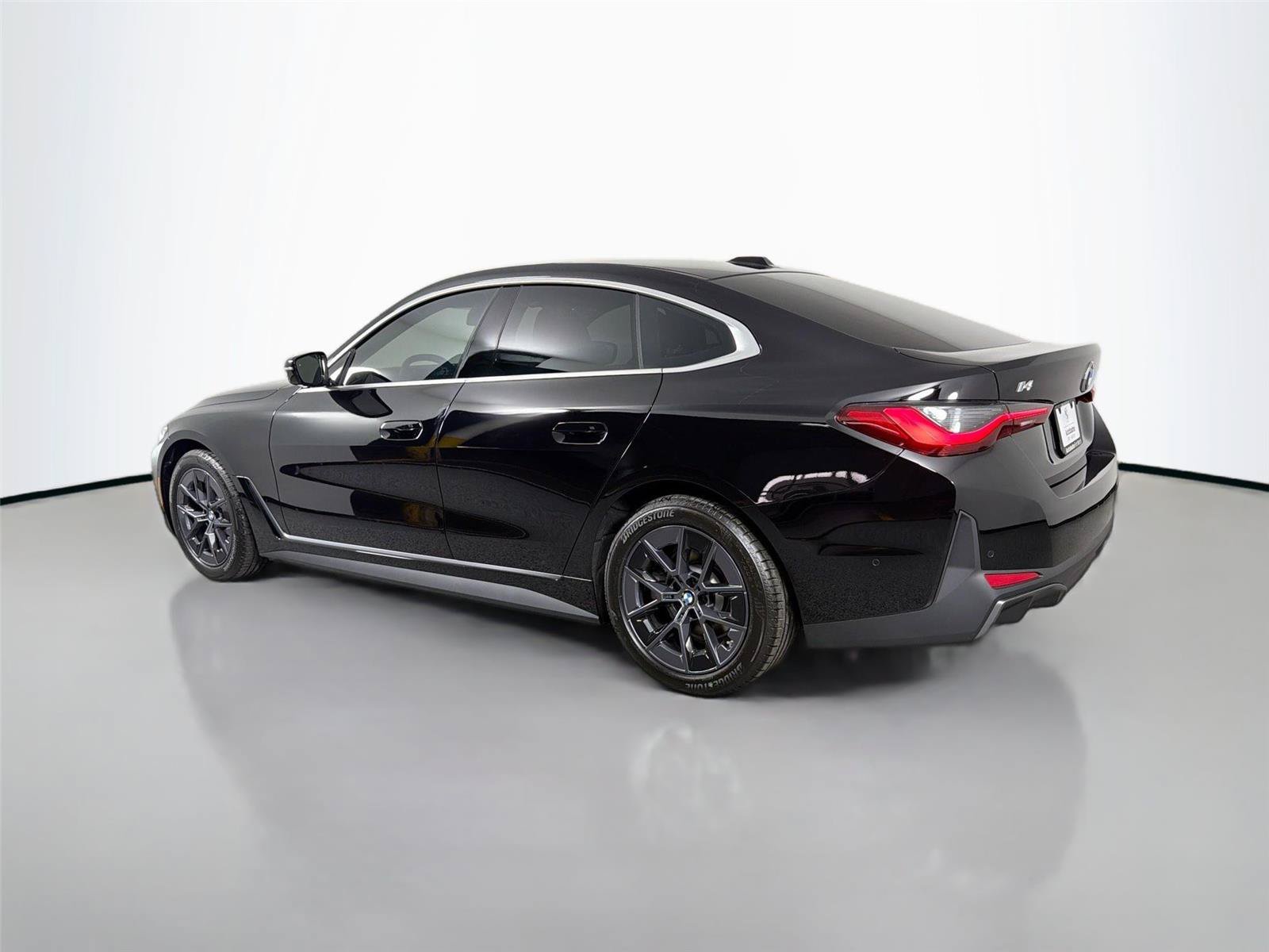New 2026 BMW i4 xDrive40i w/ Parking Assistance Package AWD/4WD image 8