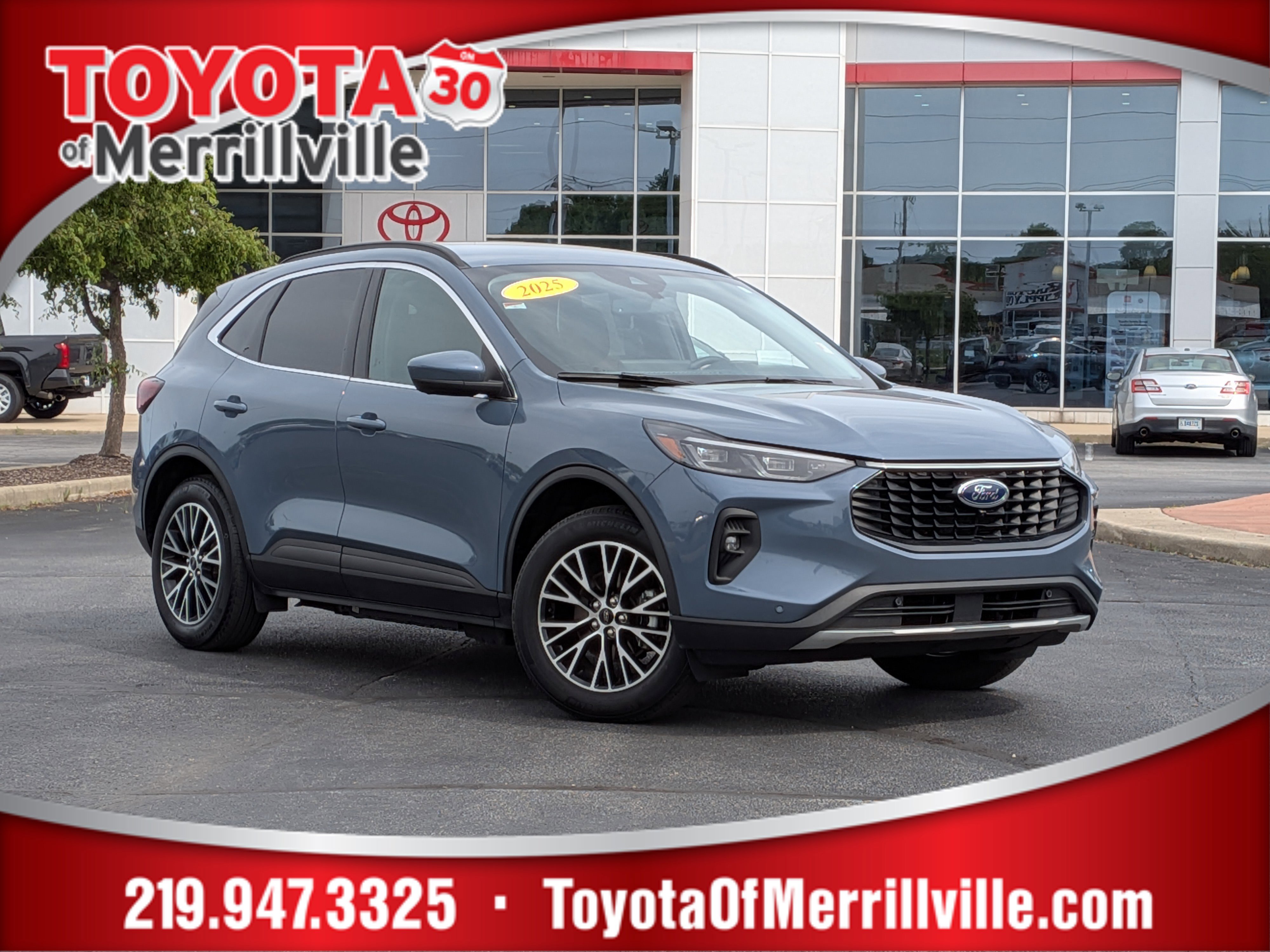 Used 2025 Ford Escape SE w/ PHEV Premium Package