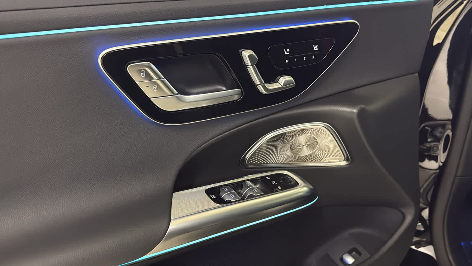 New 2026 Mercedes-Benz E 450 4MATIC Sedan image 16