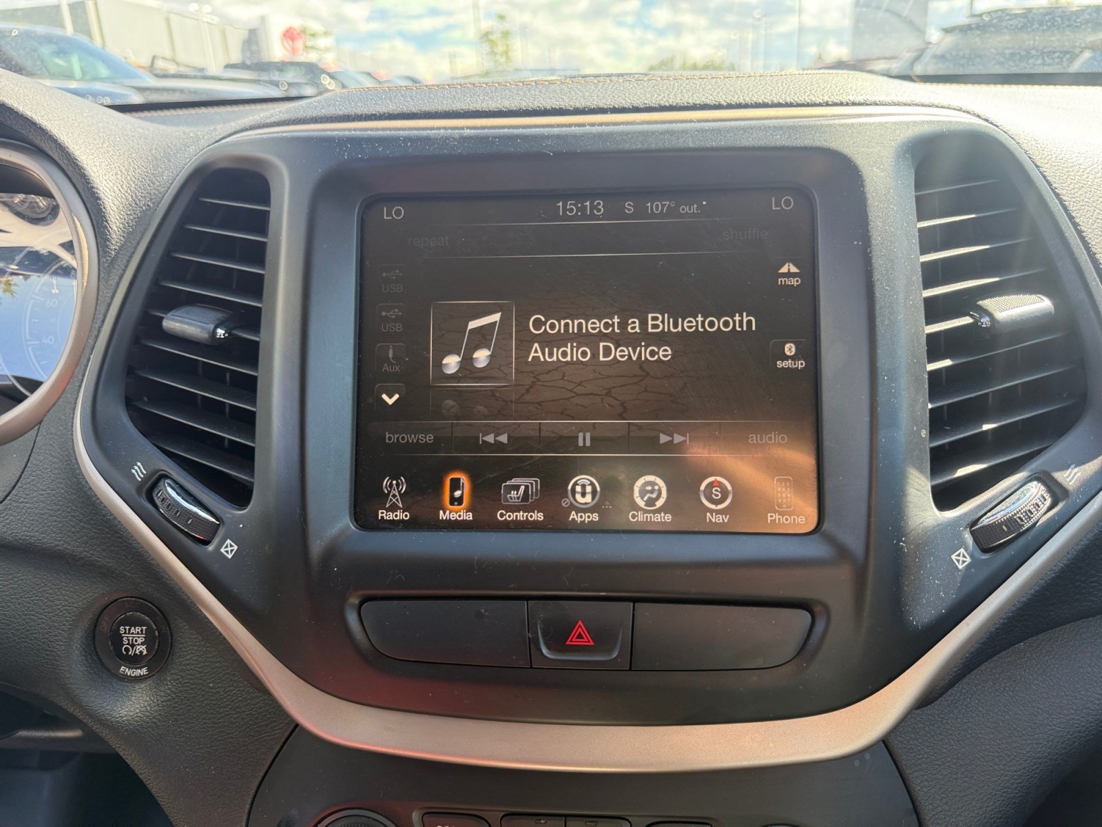Used 2016 Jeep Cherokee Limited AWD/4WD image 26