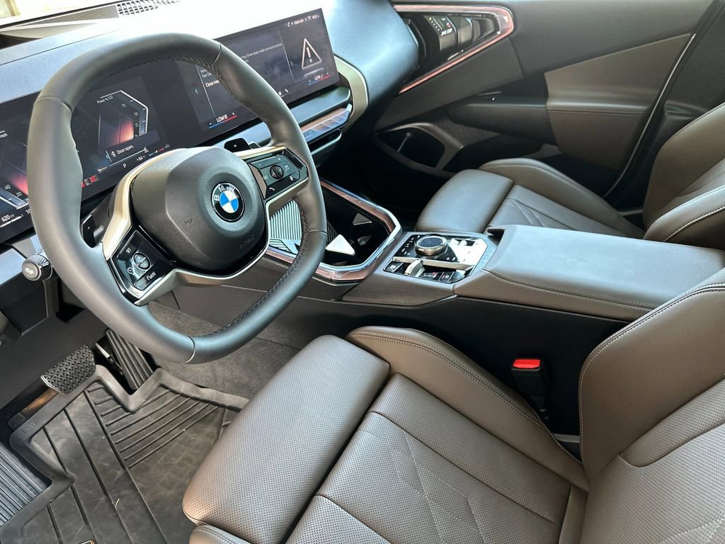 Used 2025 BMW X3 xDrive30i w/ Premium Package AWD/4WD image 9
