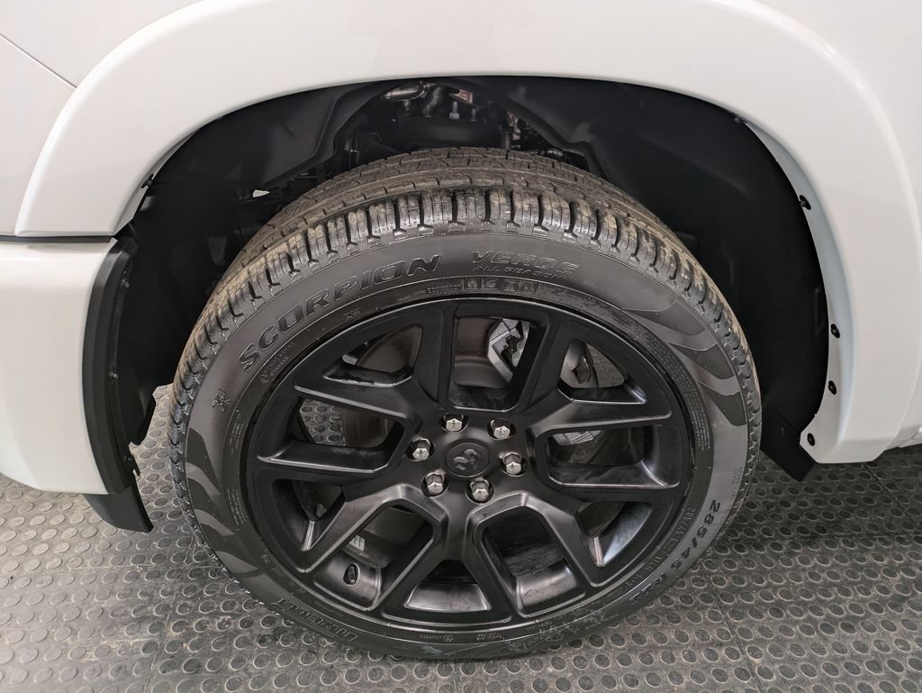 Used 2025 RAM 1500 Laramie w/ Night Edition AWD/4WD image 7