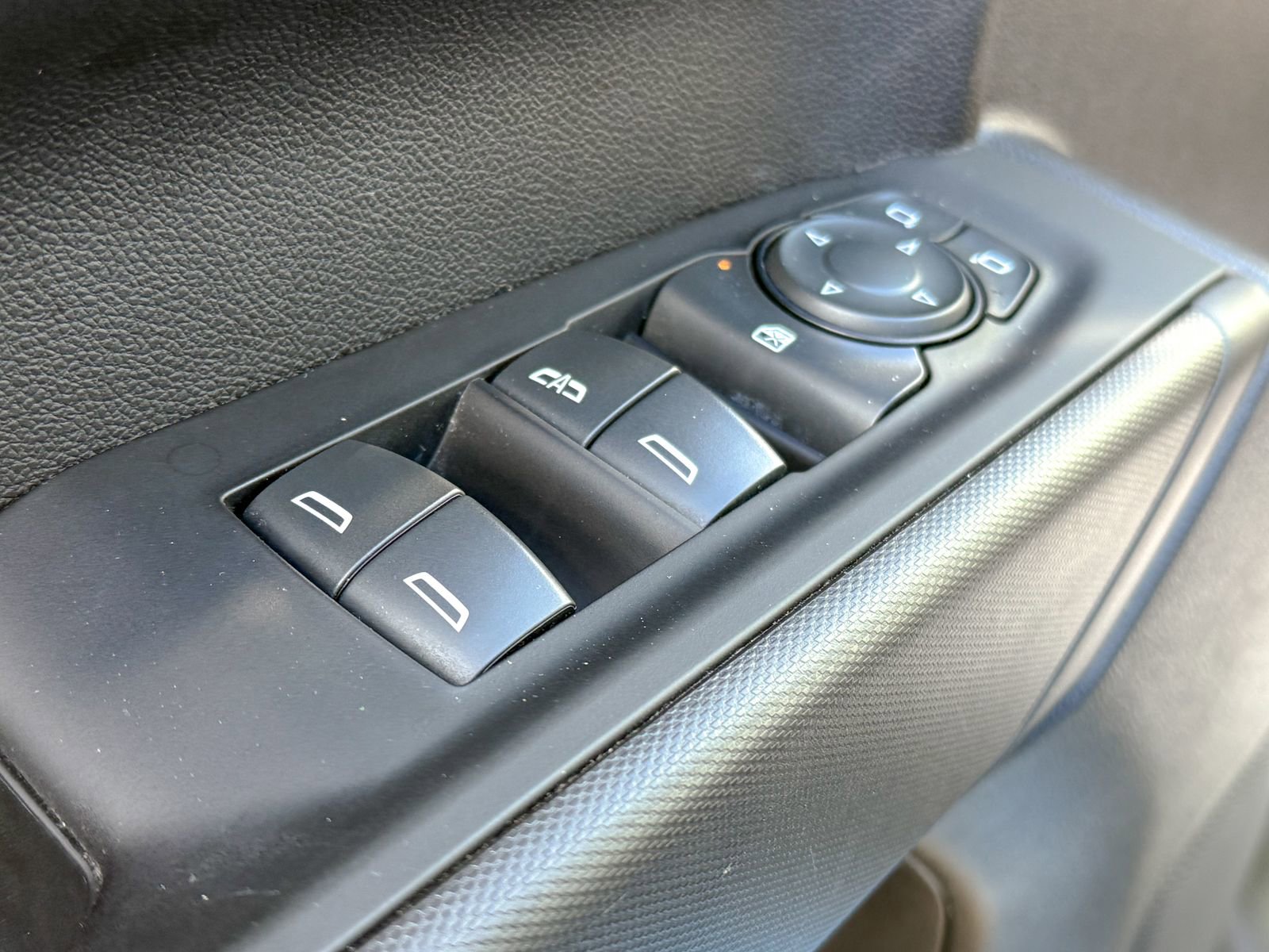 Used 2023 Chevrolet Silverado 1500 Custom Trail Boss image 15