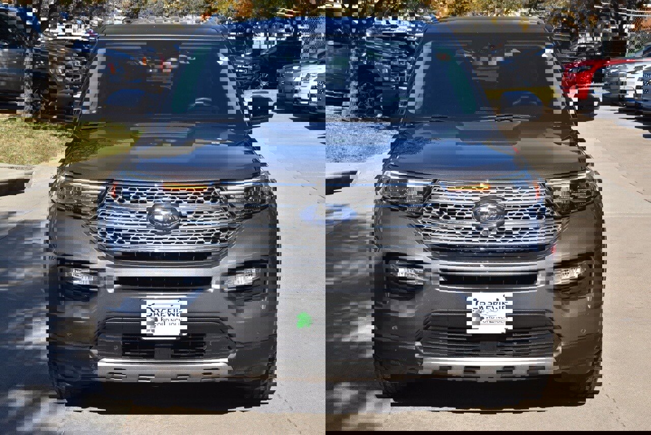 Used 2021 Ford Explorer Limited w/ Equipment Group 301A image 3