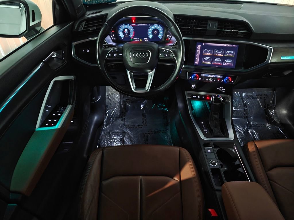 Used 2022 Audi Q3 2.0T Premium Plus w/ Premium Plus Package image 5