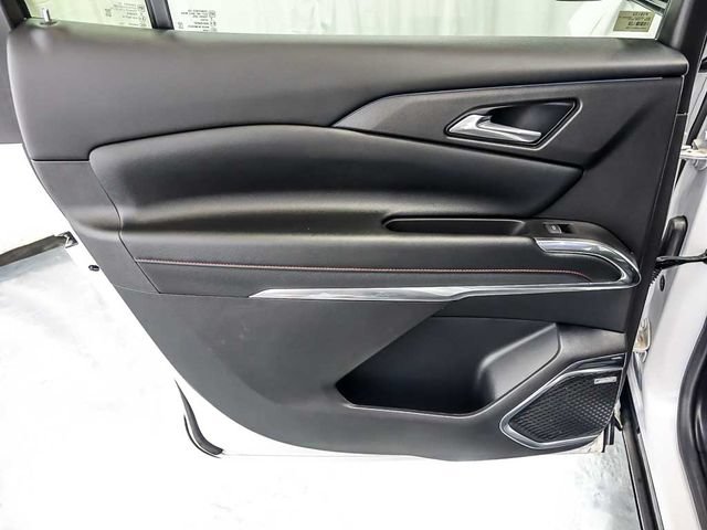 Certified 2024 Chevrolet Traverse RS w/ LPO, Floor Liner Package AWD/4WD image 32