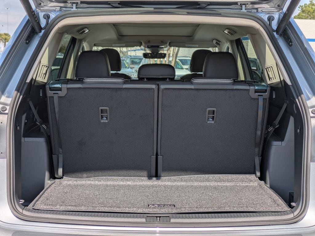 New 2026 Volkswagen Atlas SE FWD image 13