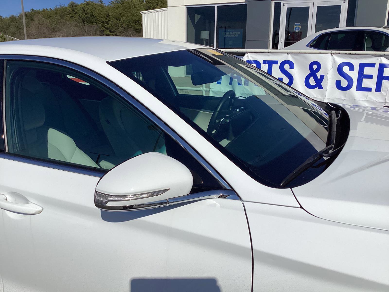 Used 2025 Genesis G70 2.5T image 12