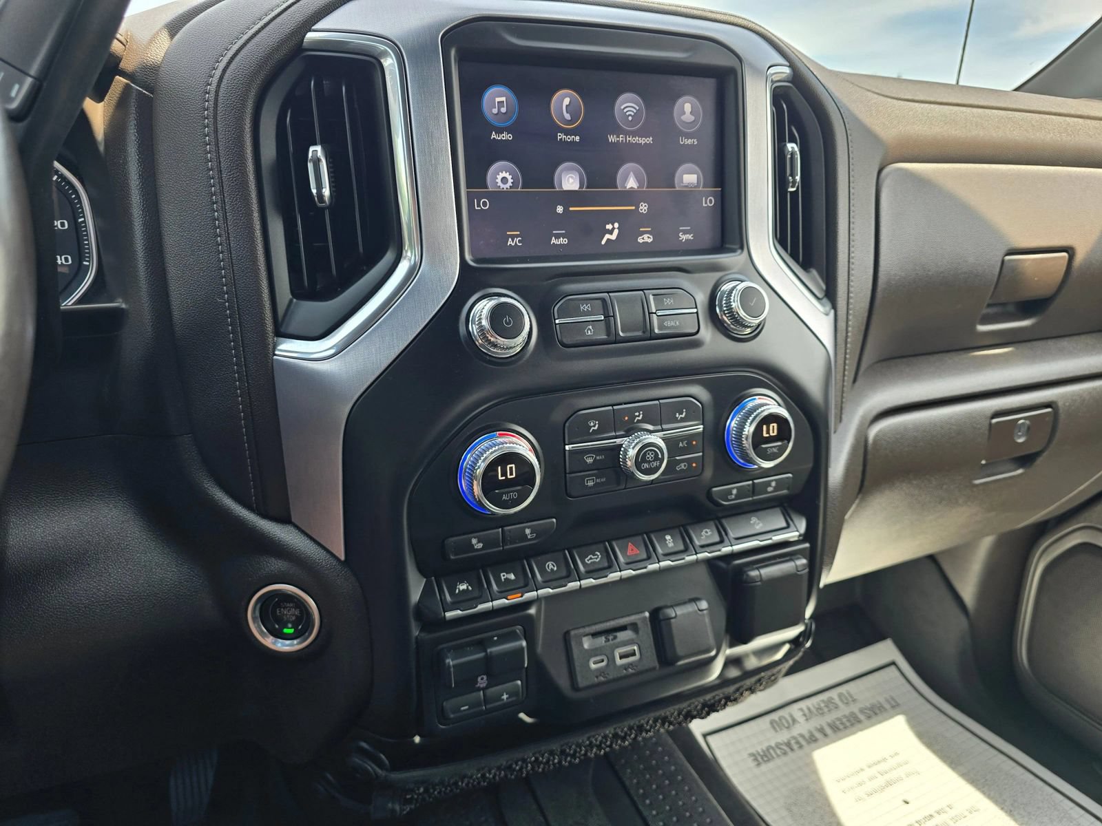 Used 2020 GMC Sierra 1500 SLT w/ Driver Alert Package II AWD/4WD image 29