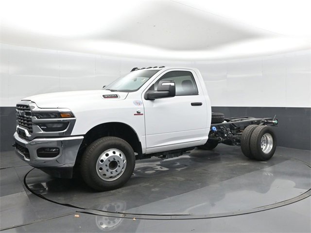 New 2026 RAM 3500 Tradesman w/ Chrome Appearance Group image 4