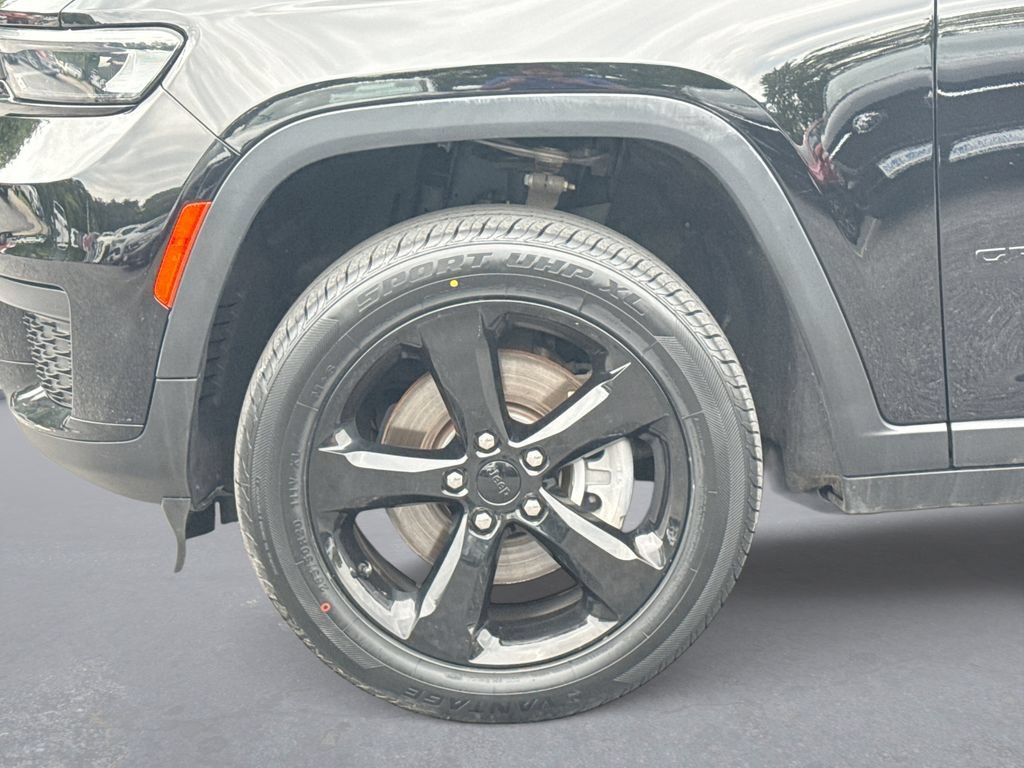 Used 2023 Jeep Grand Cherokee L Laredo AWD/4WD image 18