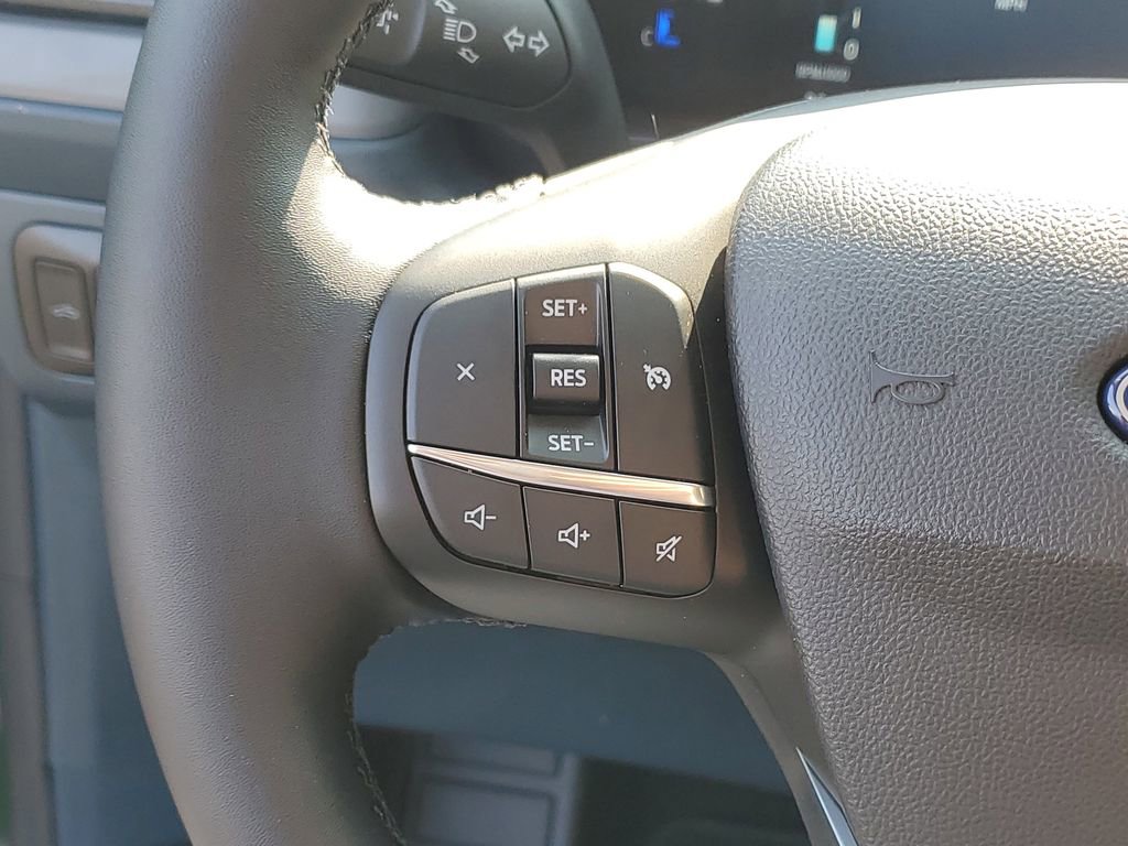 New 2025 Ford Maverick XLT w/ XLT Luxury Package image 13