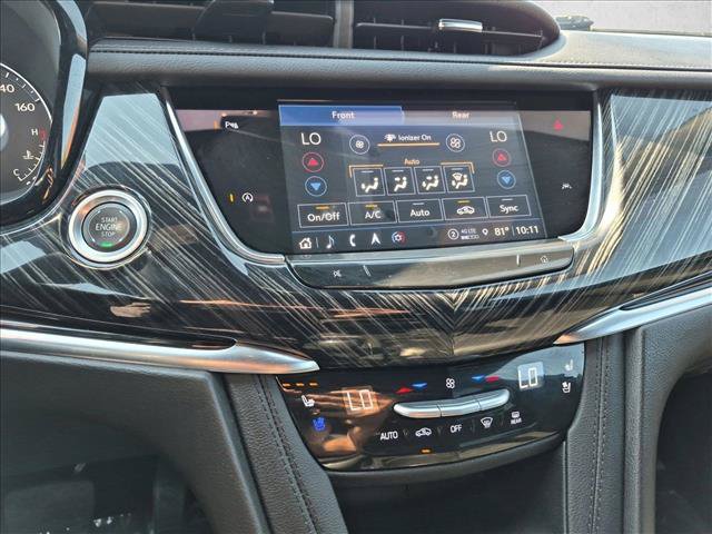 Used 2025 Cadillac XT6 Premium Luxury AWD/4WD image 15