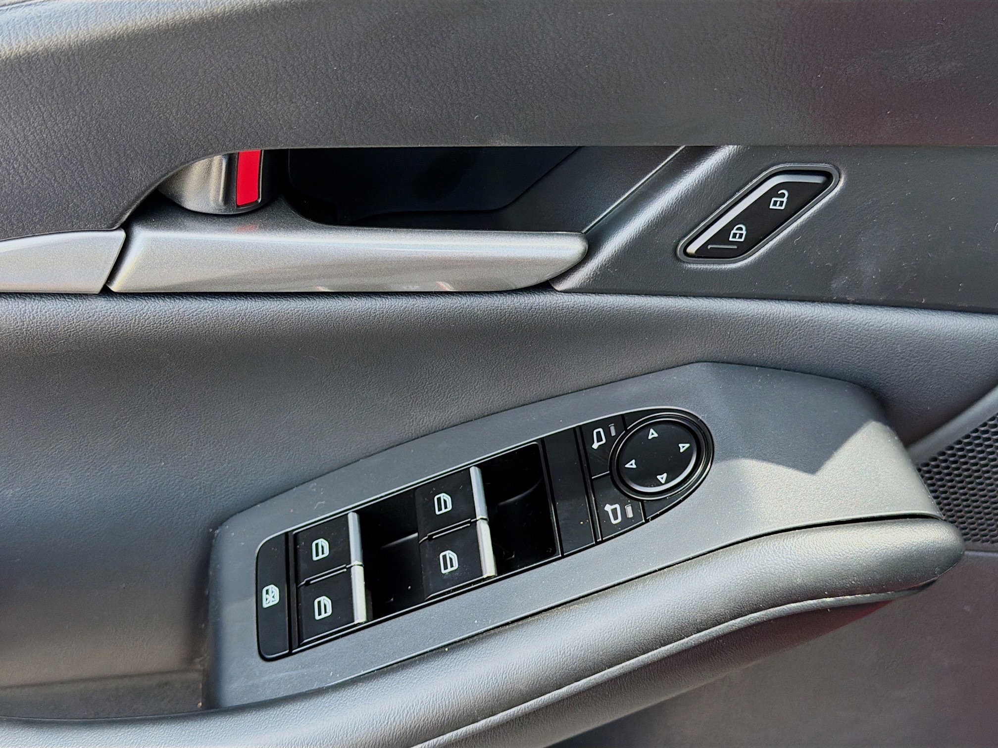 New 2026 MAZDA CX-30 AWD 2.5 S image 23