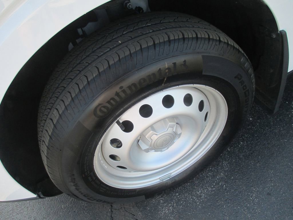 Used 2025 Ford Maverick XL image 13