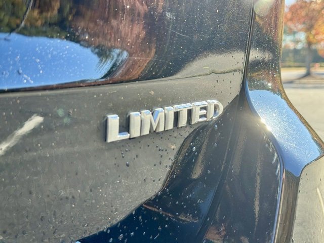 Used 2018 Jeep Grand Cherokee Limited w/ Luxury Group II image 14