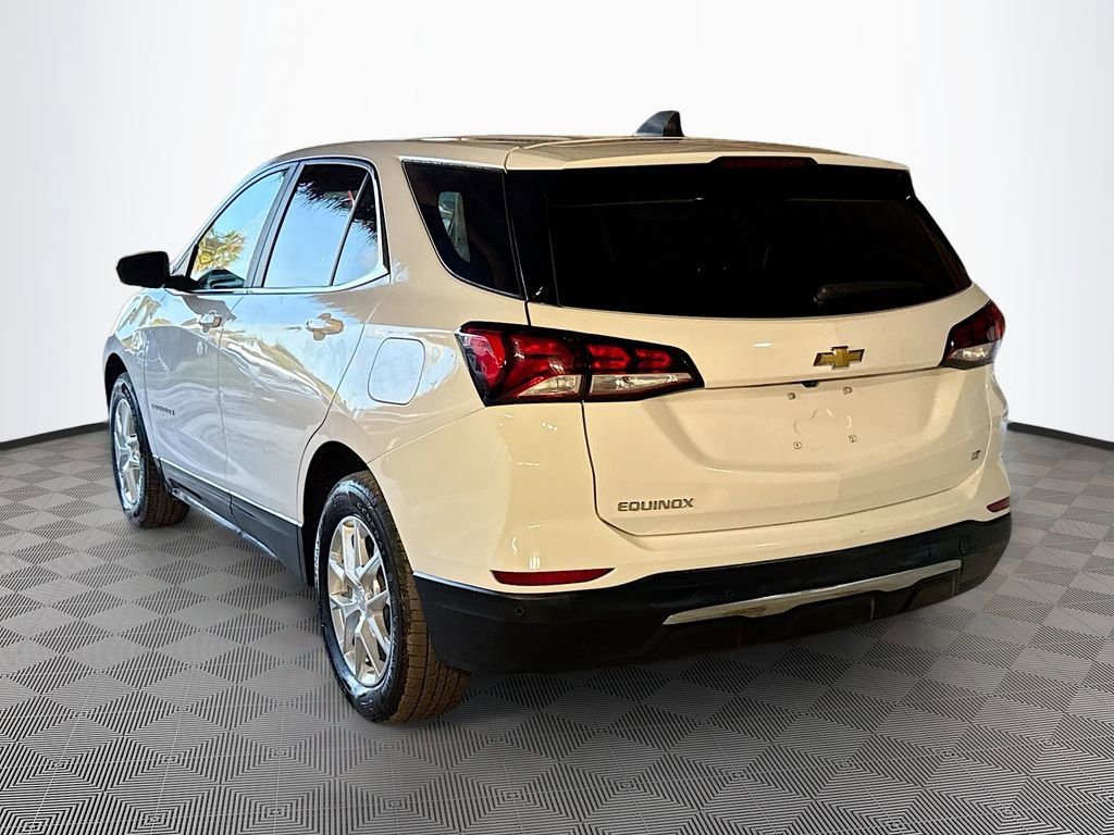 Used 2022 Chevrolet Equinox LT w/ Driver Convenience Package FWD image 8