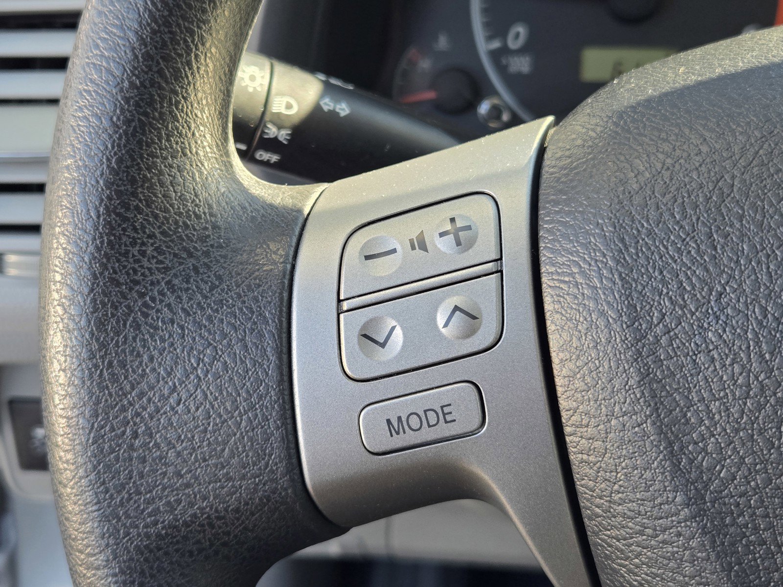 Used 2012 Toyota Corolla LE image 21