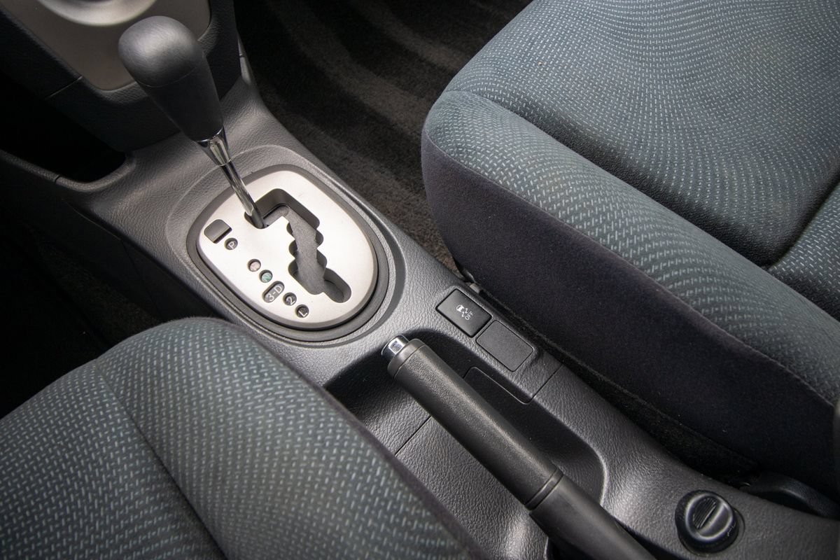 Used 2010 Toyota Yaris Sedan FWD image 27