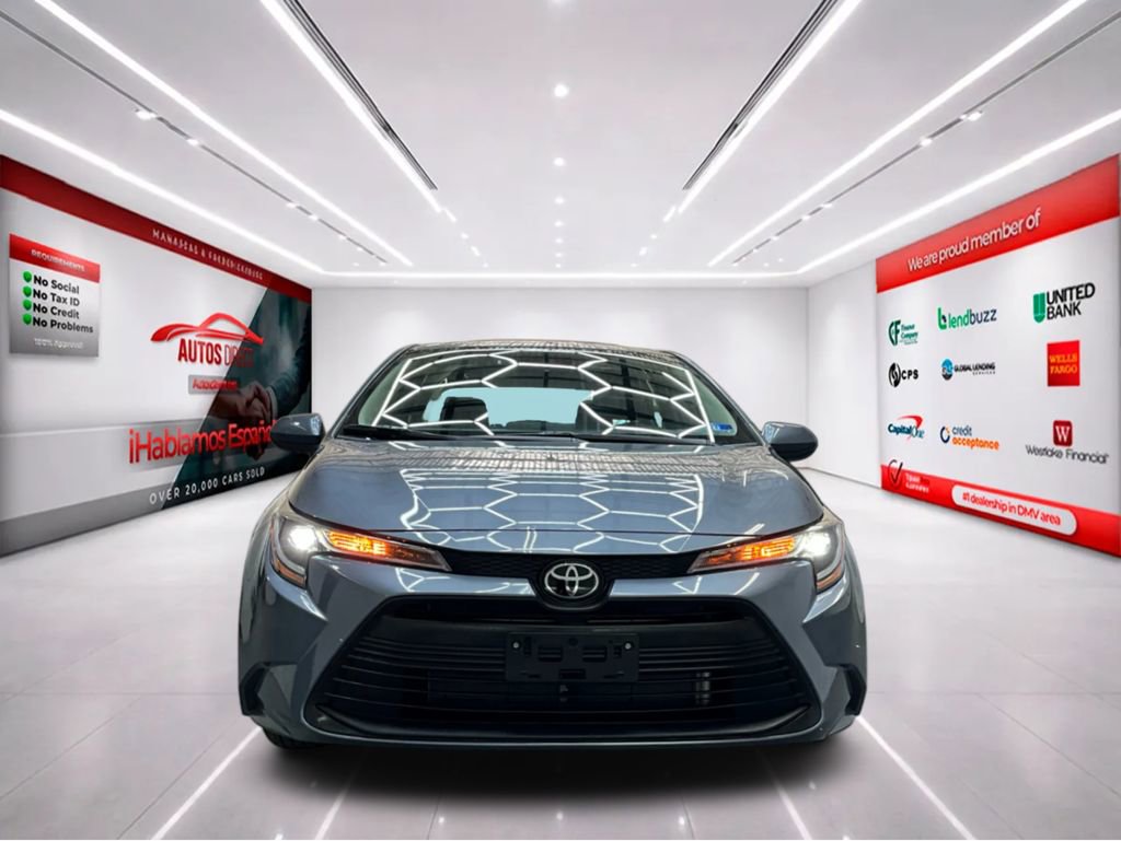 Used 2026 Toyota Corolla LE FWD image 3