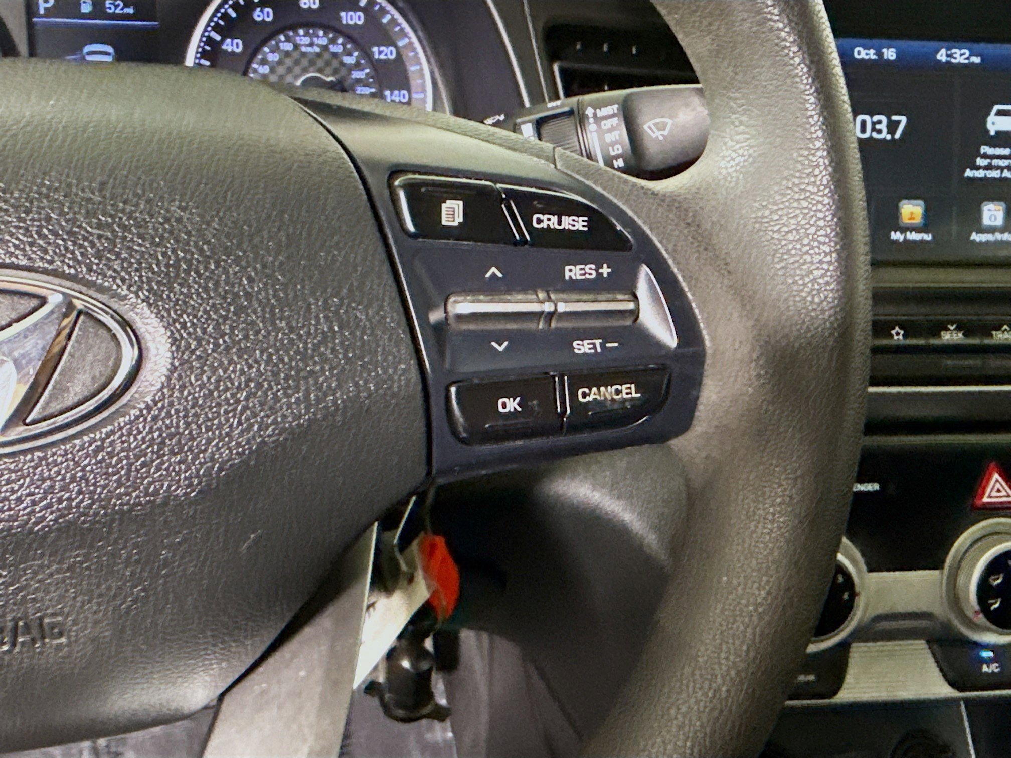 Used 2019 Hyundai Elantra SEL w/ Cargo Package image 15