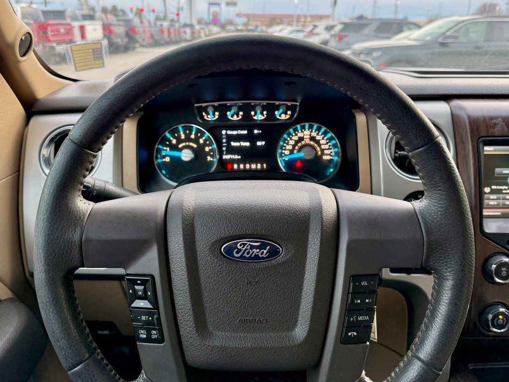 Used 2014 Ford F150 Lariat w/ Lariat Chrome Package image 16