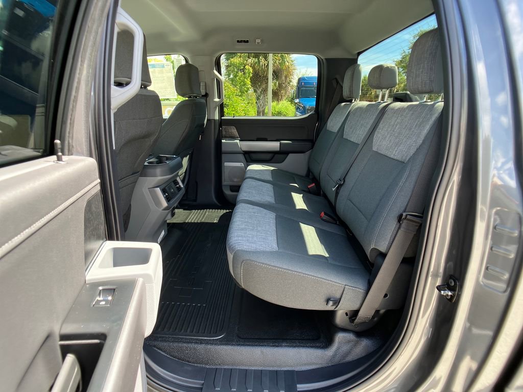 New 2026 Ford F250 XLT w/ XLT Premium Package image 29