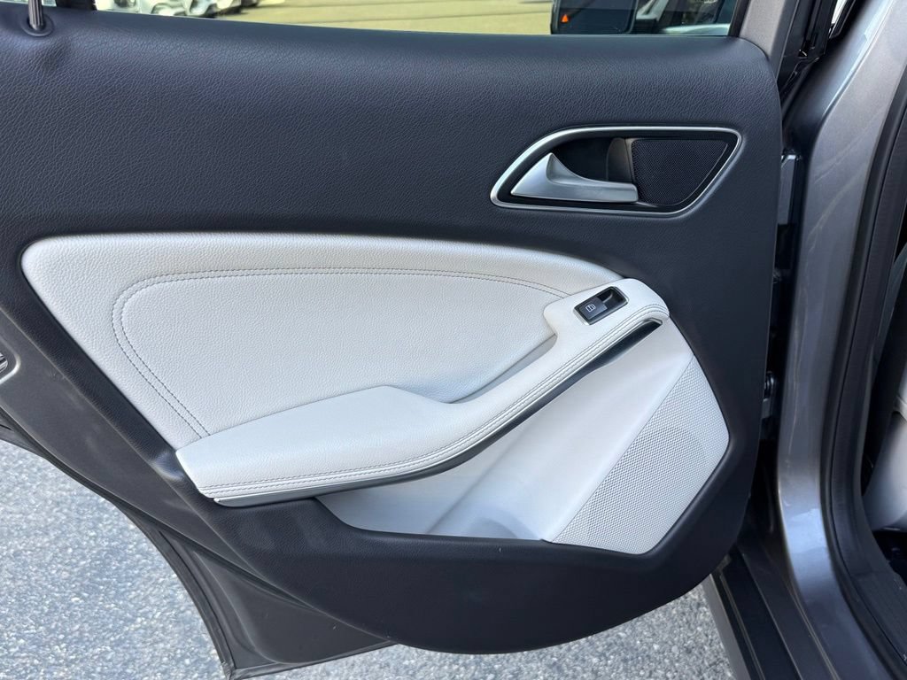 Certified 2017 Mercedes-Benz GLA 250 image 26