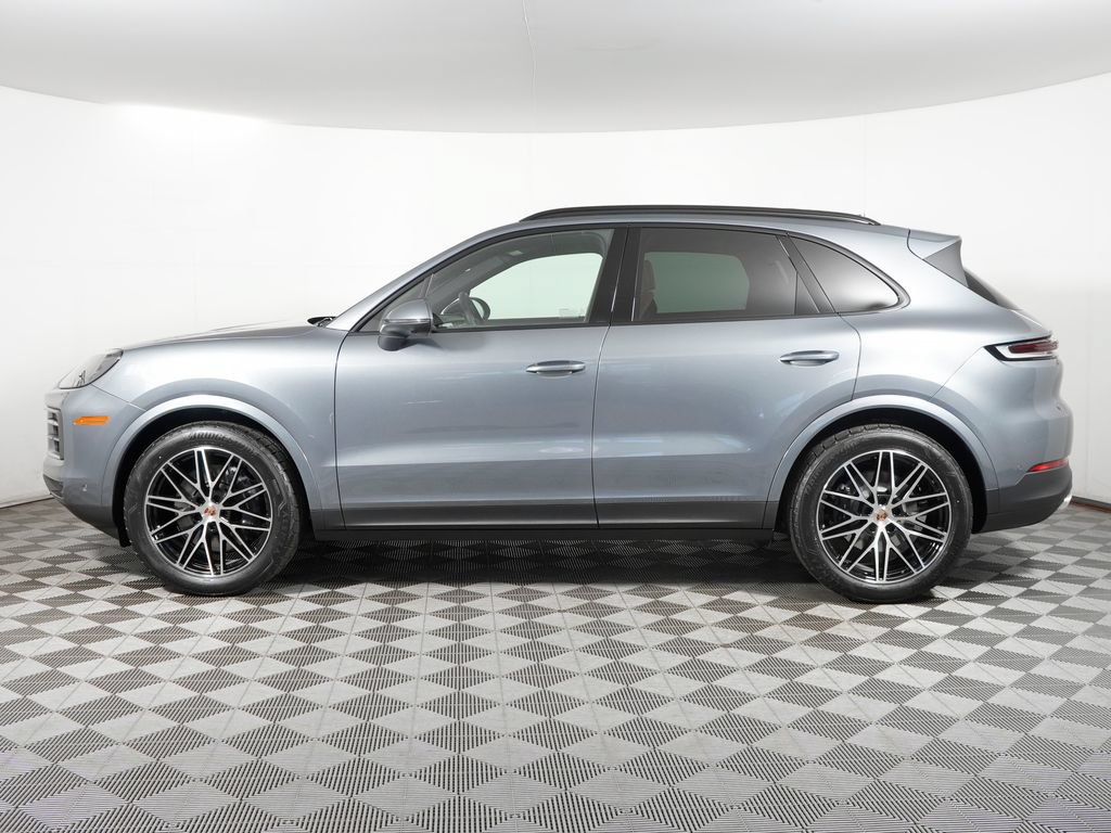 New 2026 Porsche Cayenne AWD/4WD image 2