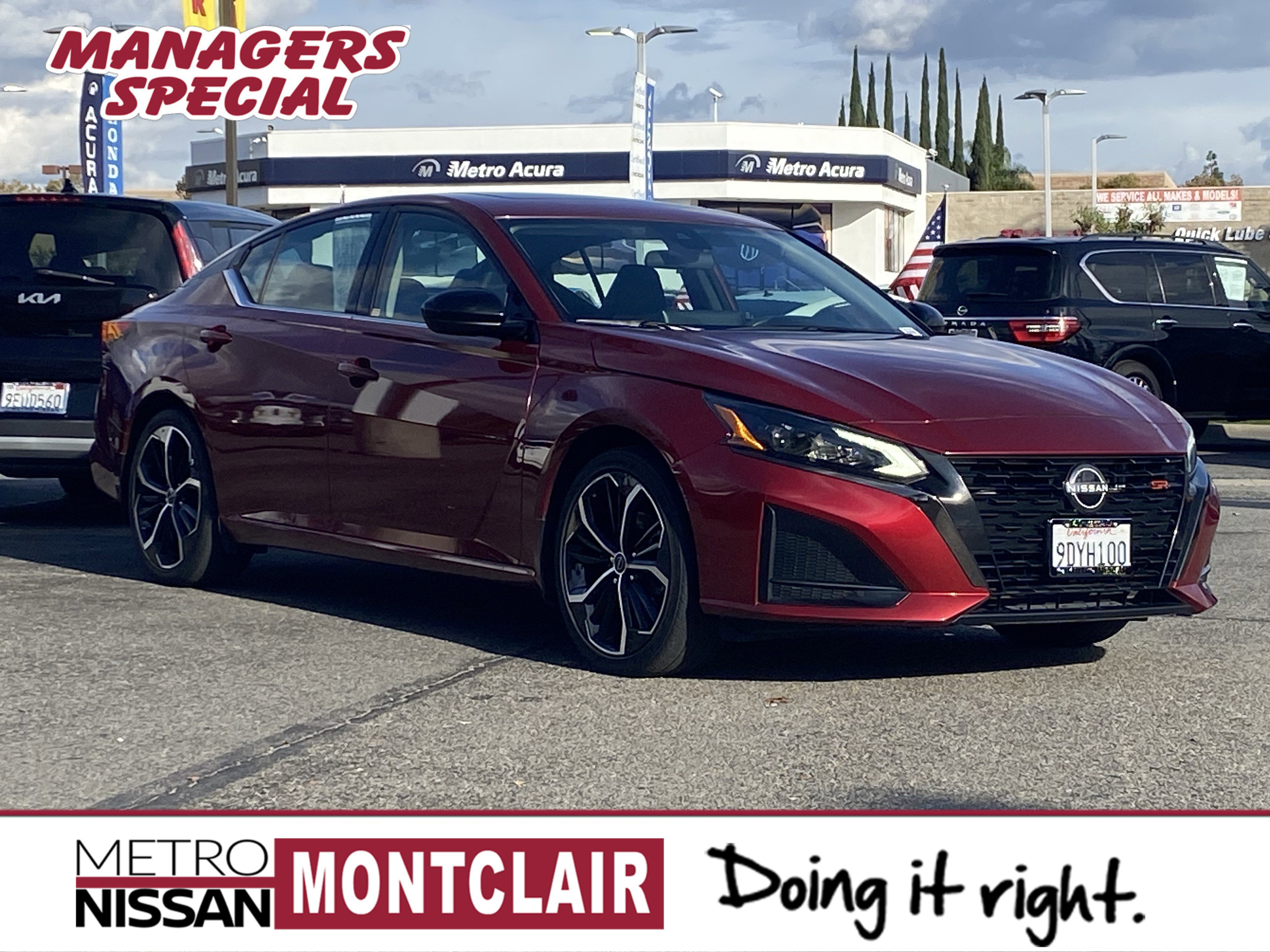 Used 2023 Nissan Altima 2.5 SR w/ SR Premium Package image 1