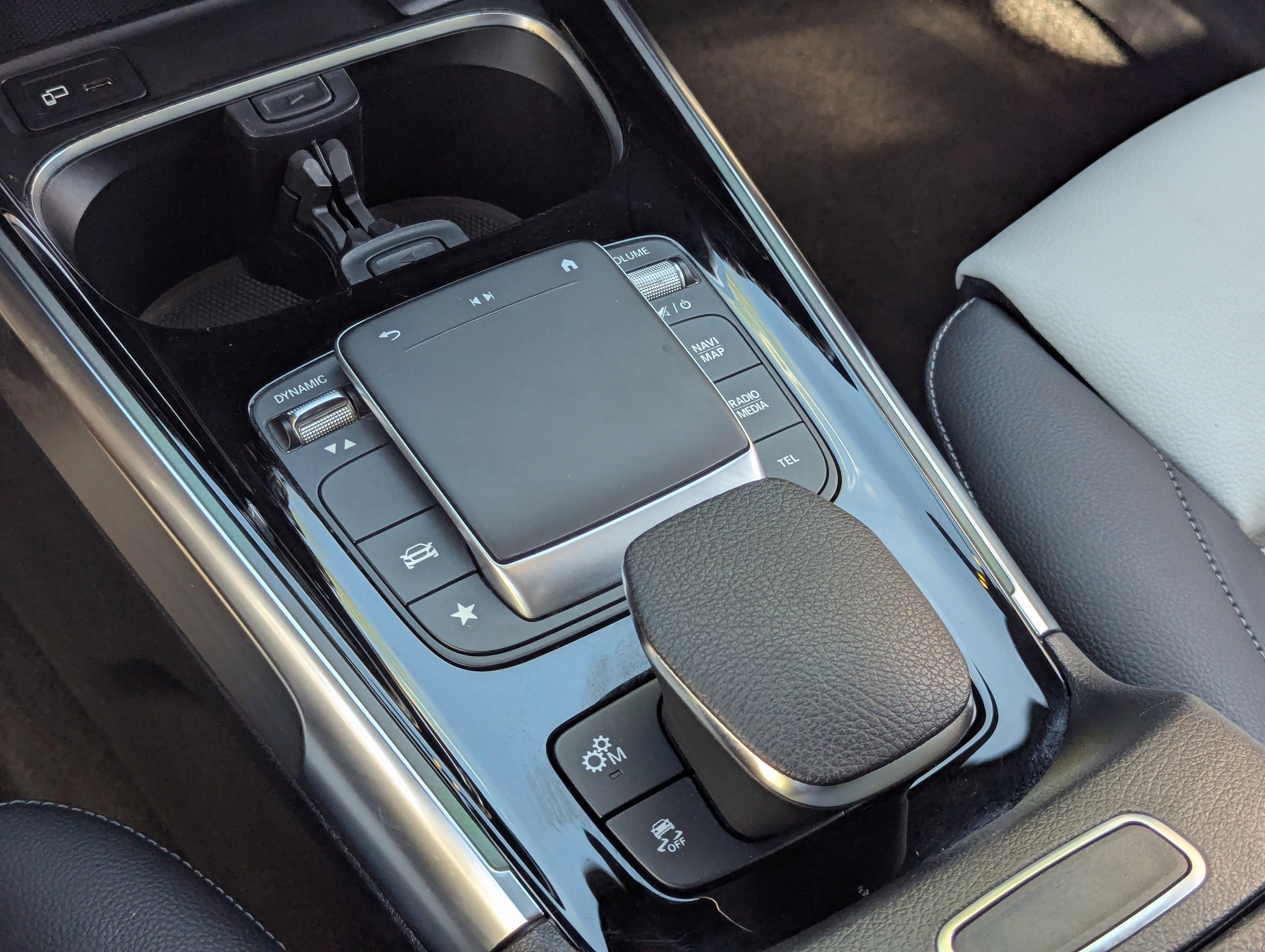 Used 2021 Mercedes-Benz GLB 35 AMG AMG GLB 35 image 28