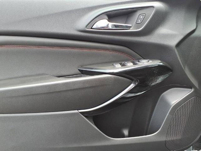 New 2026 Chevrolet Trax RS w/ Driver Confidence Package FWD image 17