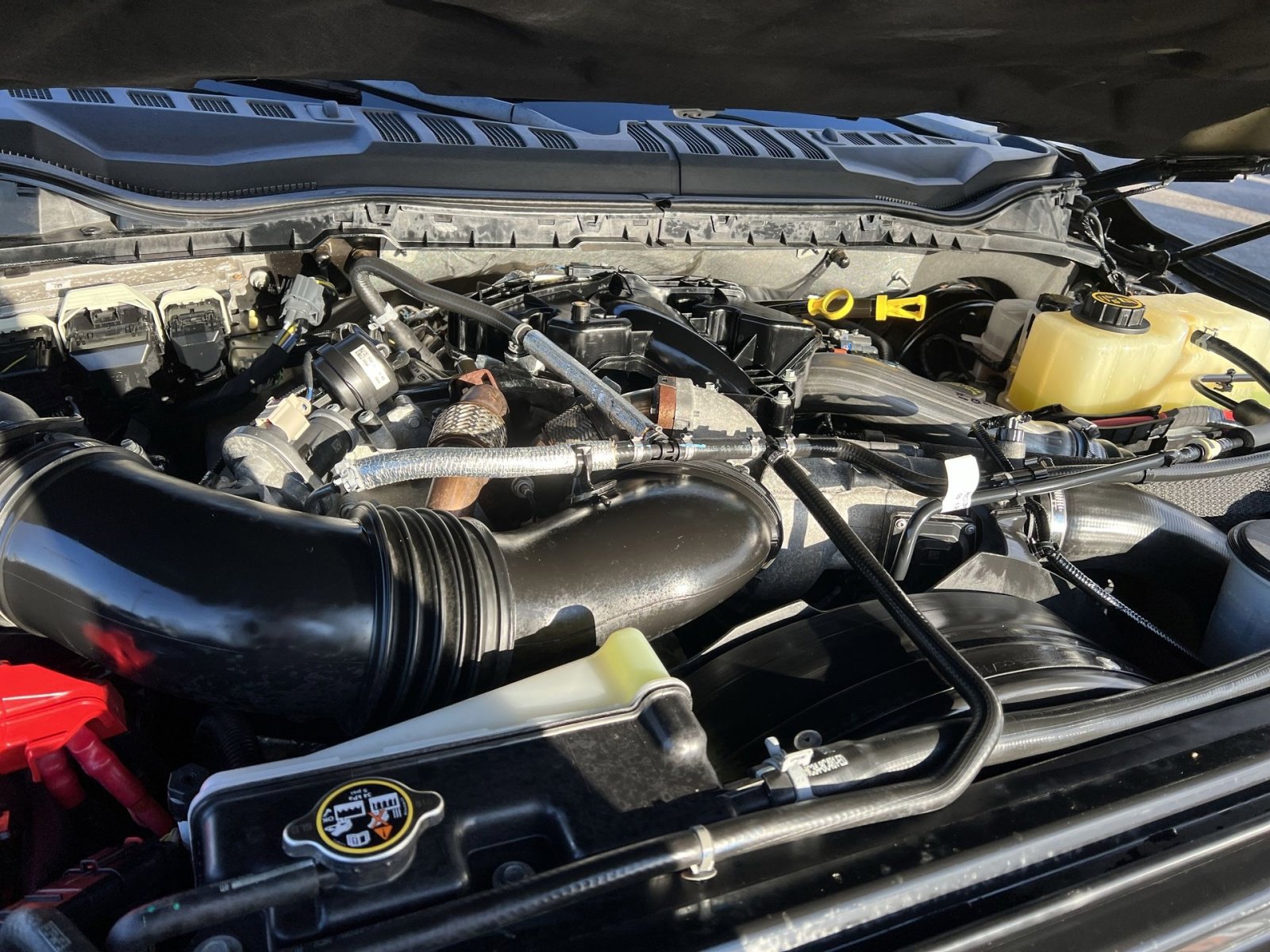 Used 2019 Ford F250 Lariat w/ Chrome Package image 28