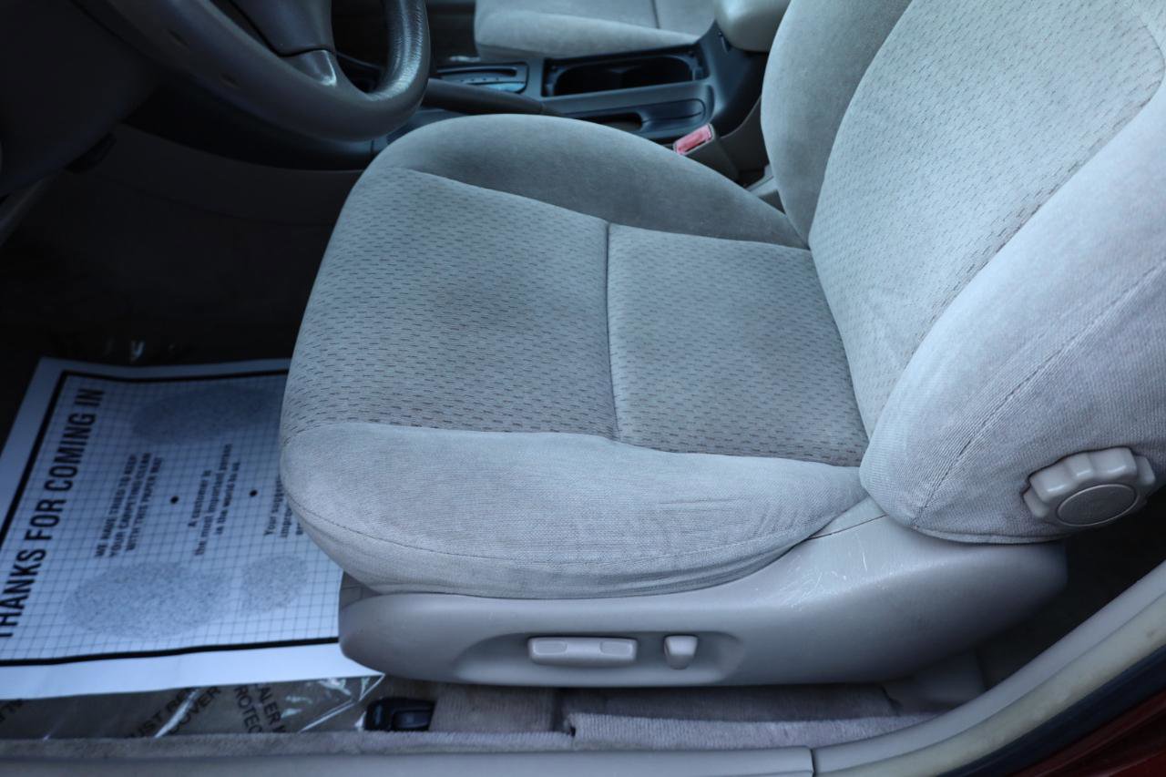 Used 2003 Toyota Camry LE image 5