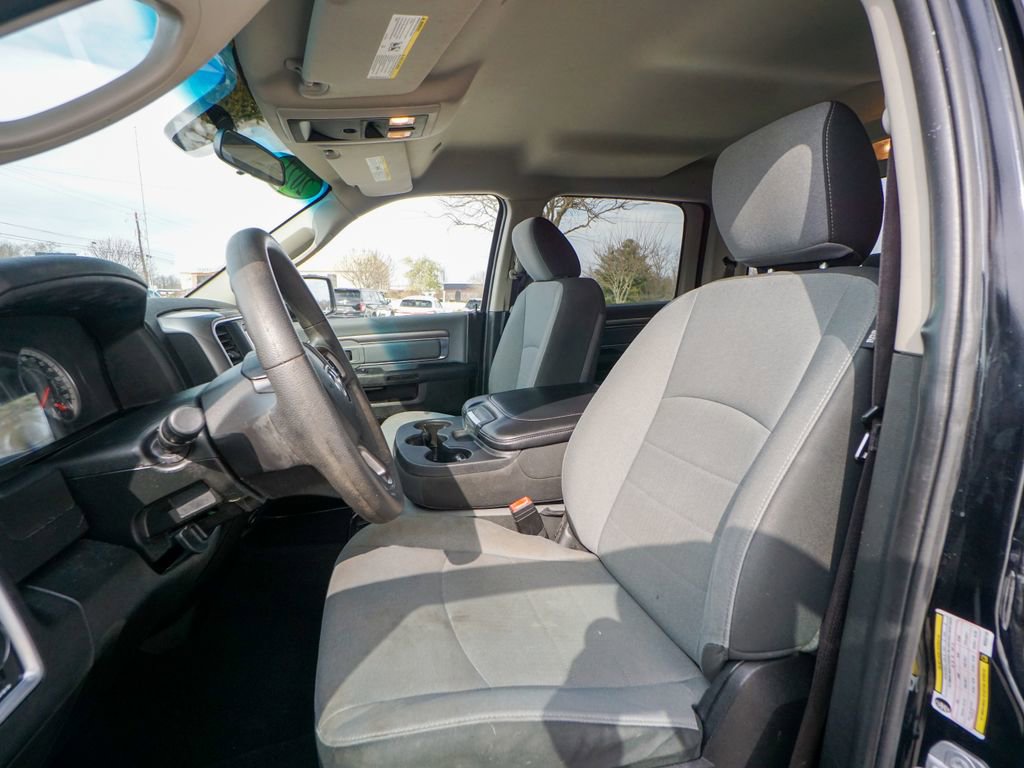 Used 2021 RAM 1500 Classic SLT image 18