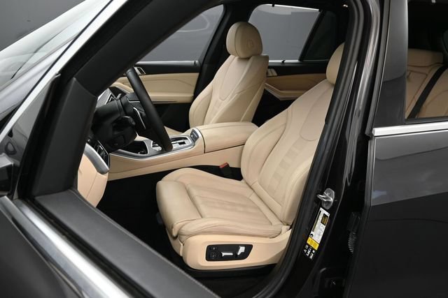 Used 2022 BMW X5 xDrive40i w/ Executive Package AWD/4WD image 10